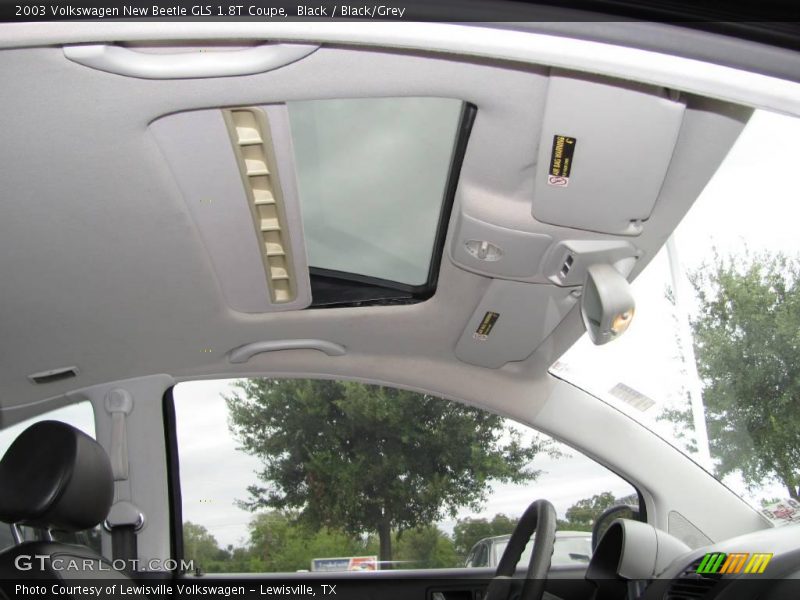 Black / Black/Grey 2003 Volkswagen New Beetle GLS 1.8T Coupe