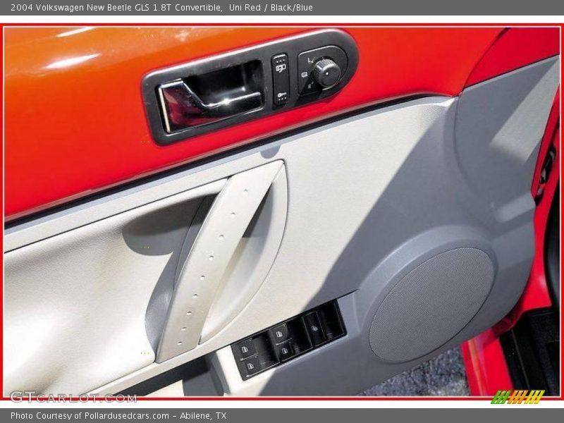 Uni Red / Black/Blue 2004 Volkswagen New Beetle GLS 1.8T Convertible