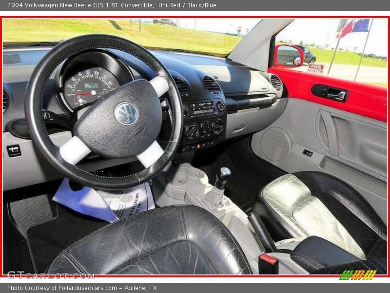 Uni Red / Black/Blue 2004 Volkswagen New Beetle GLS 1.8T Convertible