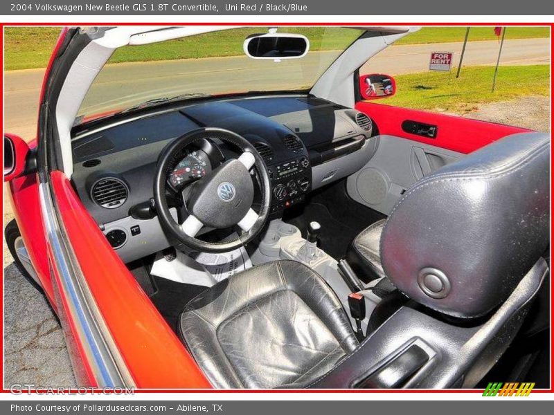 Uni Red / Black/Blue 2004 Volkswagen New Beetle GLS 1.8T Convertible