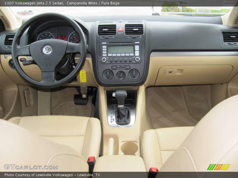 Campanella White / Pure Beige 2007 Volkswagen Jetta 2.5 Sedan