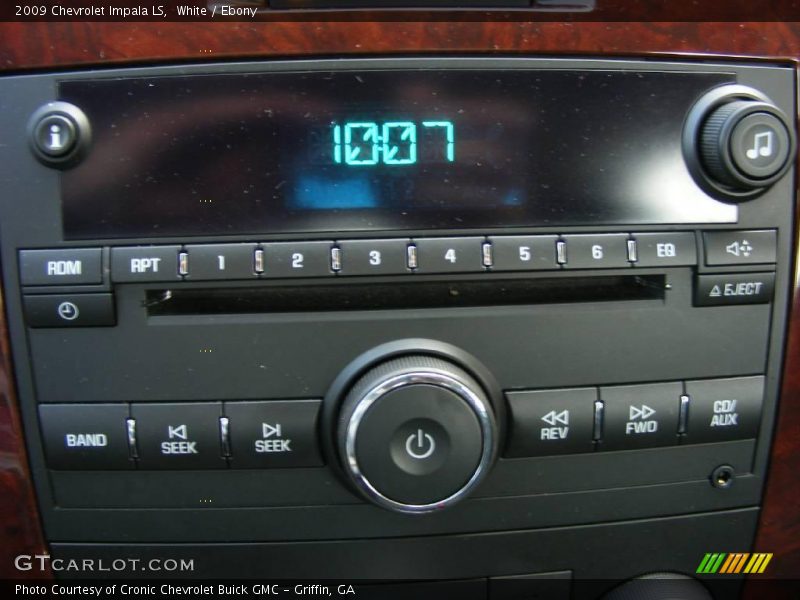 White / Ebony 2009 Chevrolet Impala LS