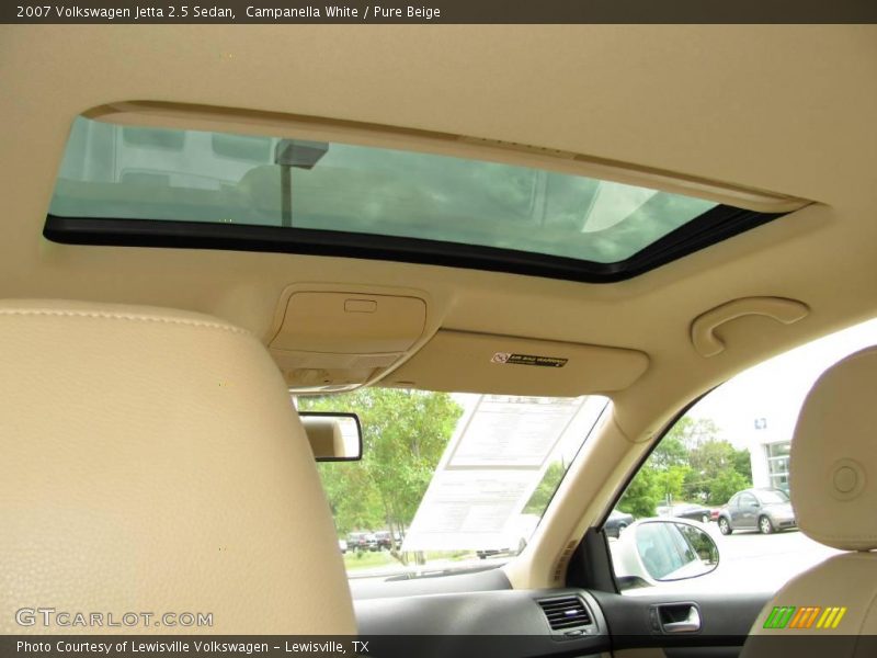 Campanella White / Pure Beige 2007 Volkswagen Jetta 2.5 Sedan