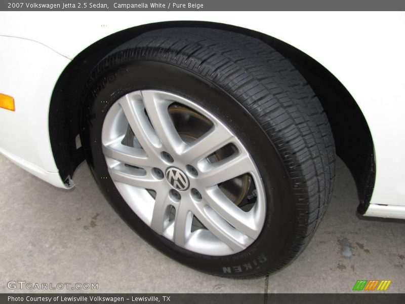 Campanella White / Pure Beige 2007 Volkswagen Jetta 2.5 Sedan