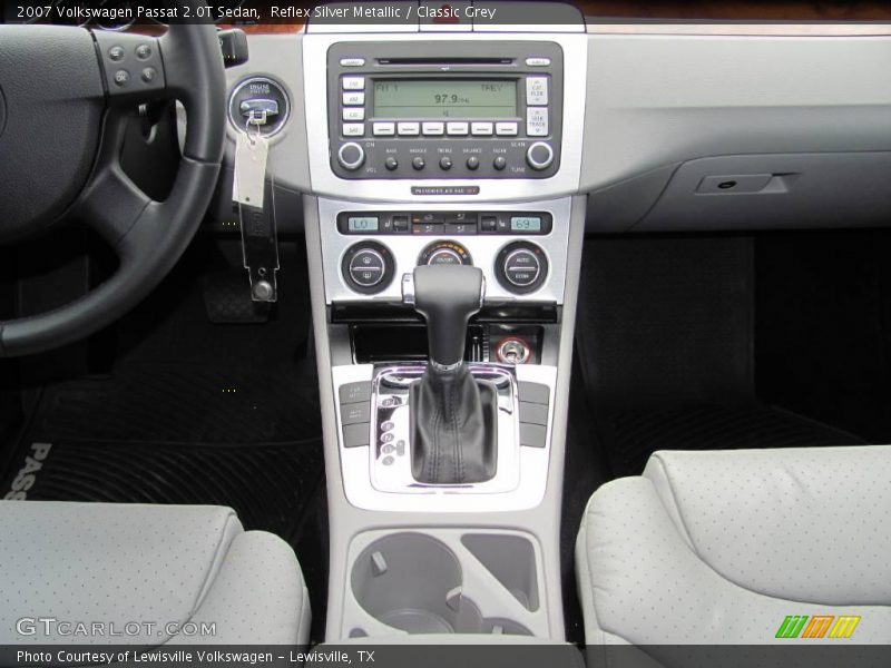 Reflex Silver Metallic / Classic Grey 2007 Volkswagen Passat 2.0T Sedan