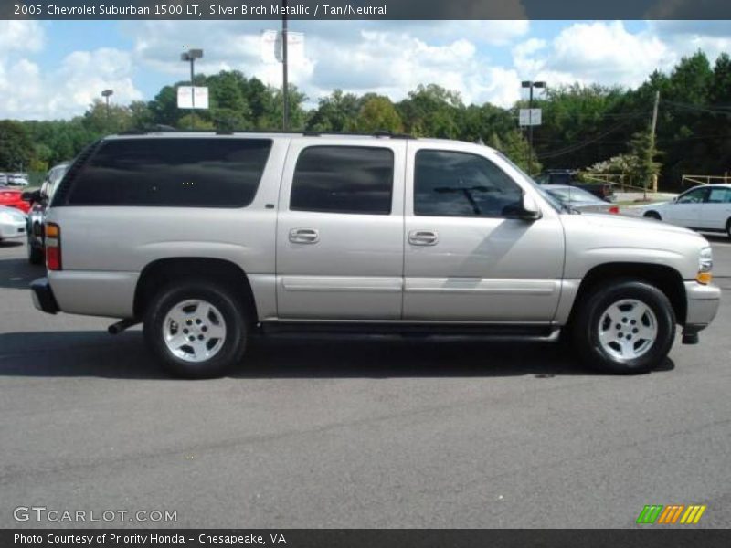 Silver Birch Metallic / Tan/Neutral 2005 Chevrolet Suburban 1500 LT