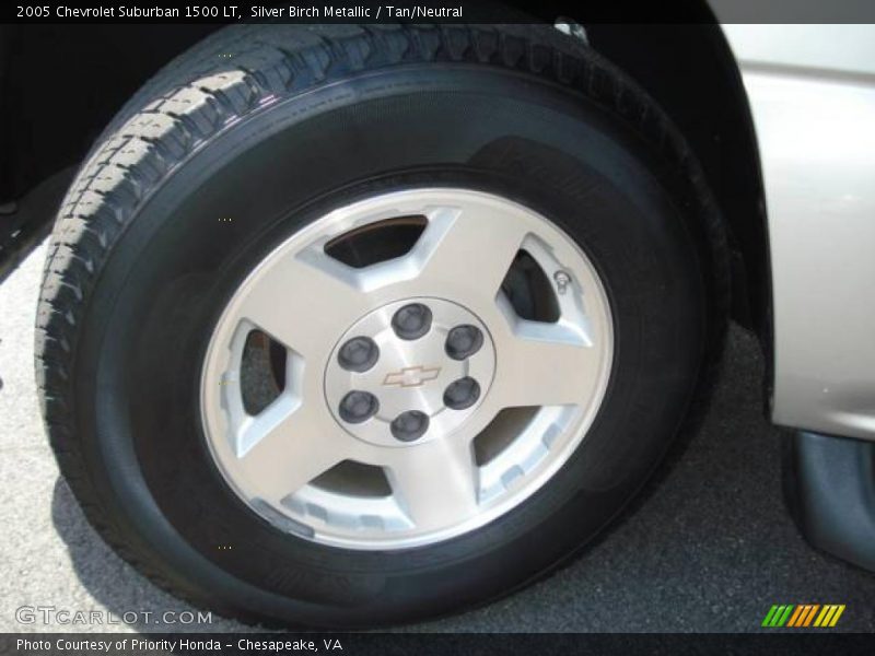 Silver Birch Metallic / Tan/Neutral 2005 Chevrolet Suburban 1500 LT