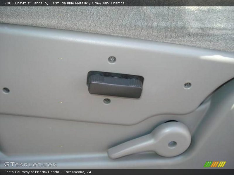 Bermuda Blue Metallic / Gray/Dark Charcoal 2005 Chevrolet Tahoe LS