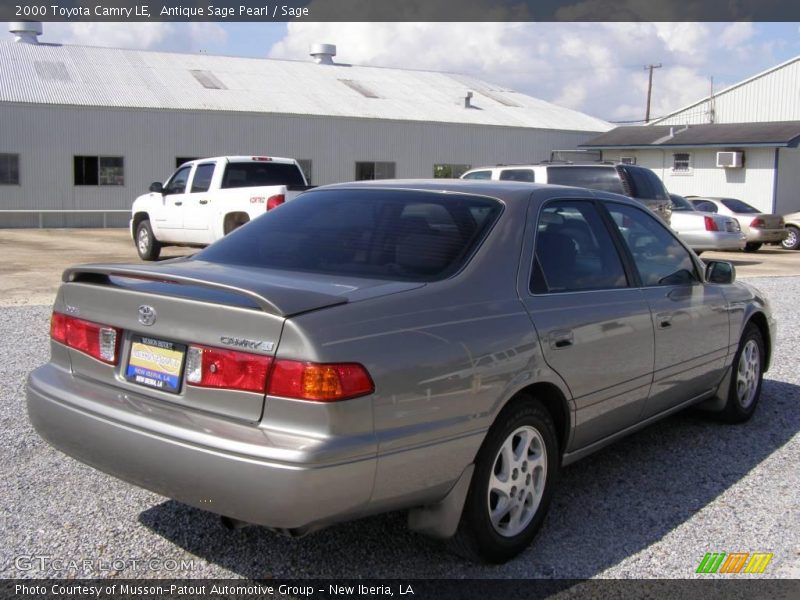 Antique Sage Pearl / Sage 2000 Toyota Camry LE