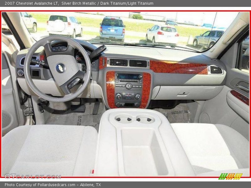 Silver Birch Metallic / Dark Titanium/Light Titanium 2007 Chevrolet Avalanche LT