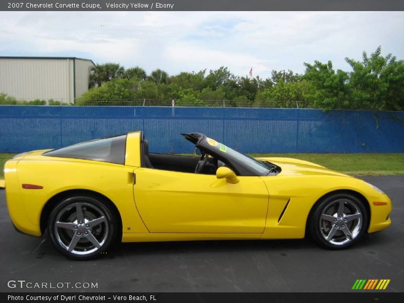 Velocity Yellow / Ebony 2007 Chevrolet Corvette Coupe