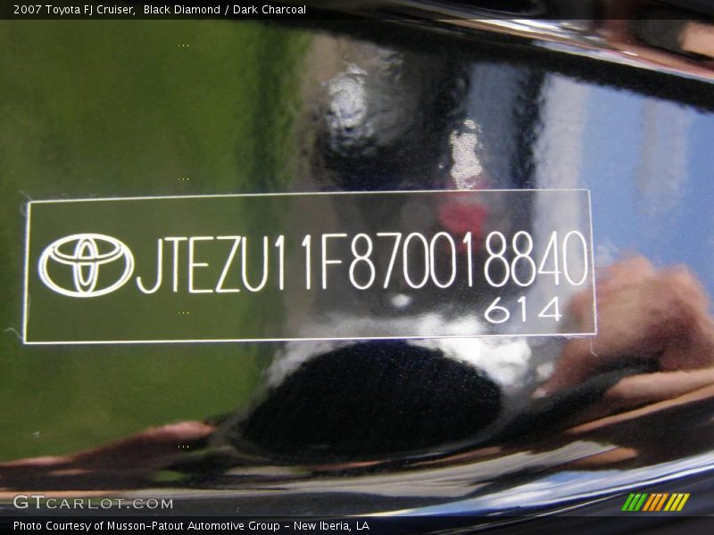 Black Diamond / Dark Charcoal 2007 Toyota FJ Cruiser