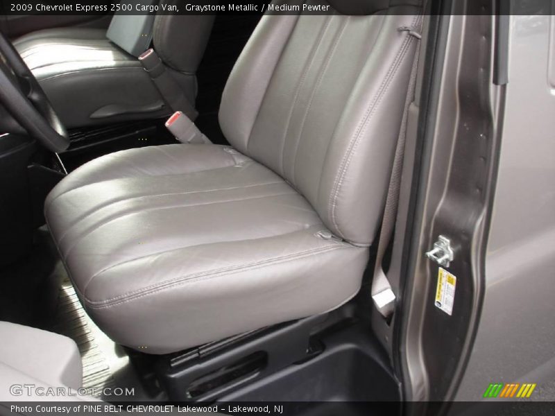 Graystone Metallic / Medium Pewter 2009 Chevrolet Express 2500 Cargo Van