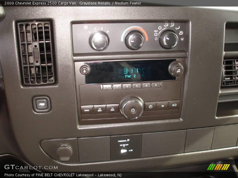Graystone Metallic / Medium Pewter 2009 Chevrolet Express 2500 Cargo Van