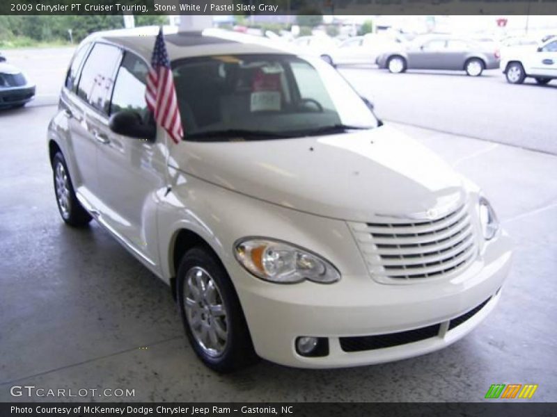 Stone White / Pastel Slate Gray 2009 Chrysler PT Cruiser Touring