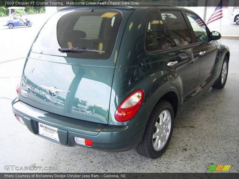Melbourne Green Pearl / Pastel Slate Gray 2009 Chrysler PT Cruiser Touring