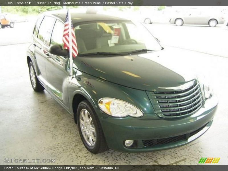 Melbourne Green Pearl / Pastel Slate Gray 2009 Chrysler PT Cruiser Touring
