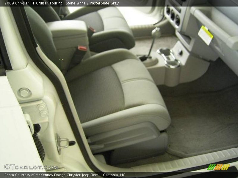 Stone White / Pastel Slate Gray 2009 Chrysler PT Cruiser Touring