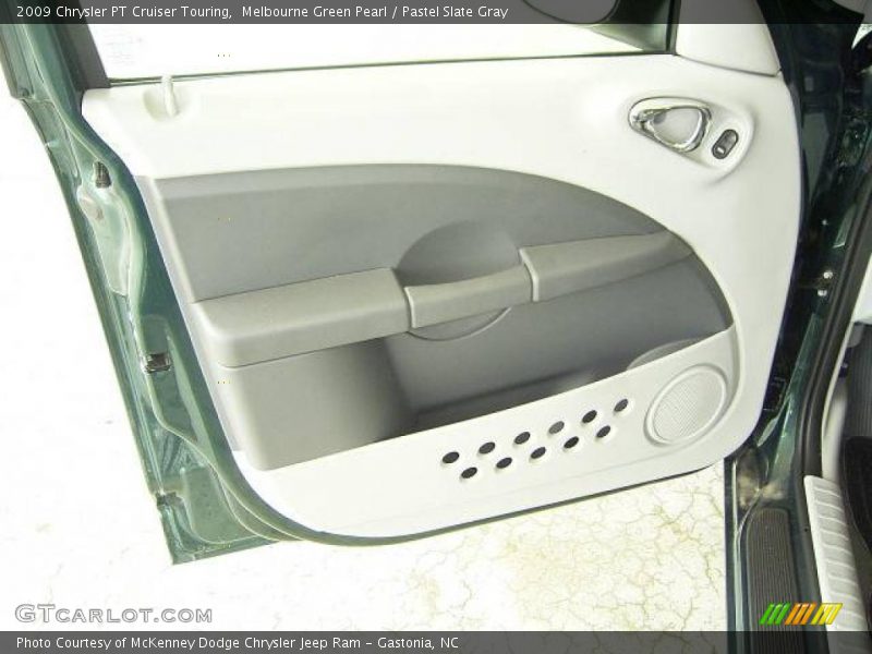 Melbourne Green Pearl / Pastel Slate Gray 2009 Chrysler PT Cruiser Touring