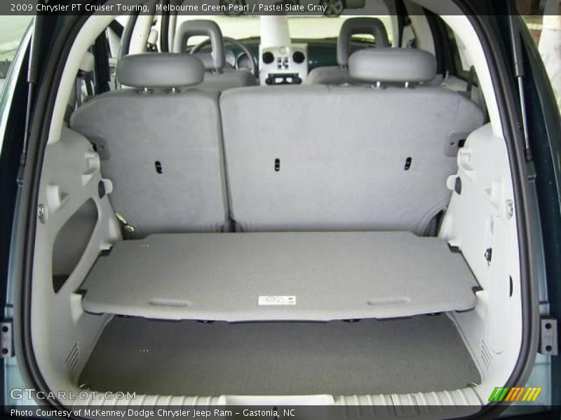 Melbourne Green Pearl / Pastel Slate Gray 2009 Chrysler PT Cruiser Touring