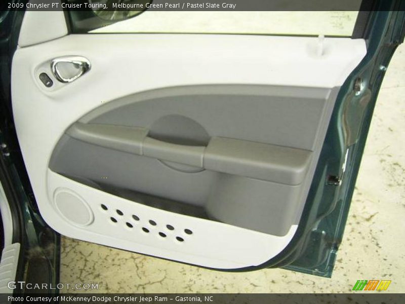 Melbourne Green Pearl / Pastel Slate Gray 2009 Chrysler PT Cruiser Touring