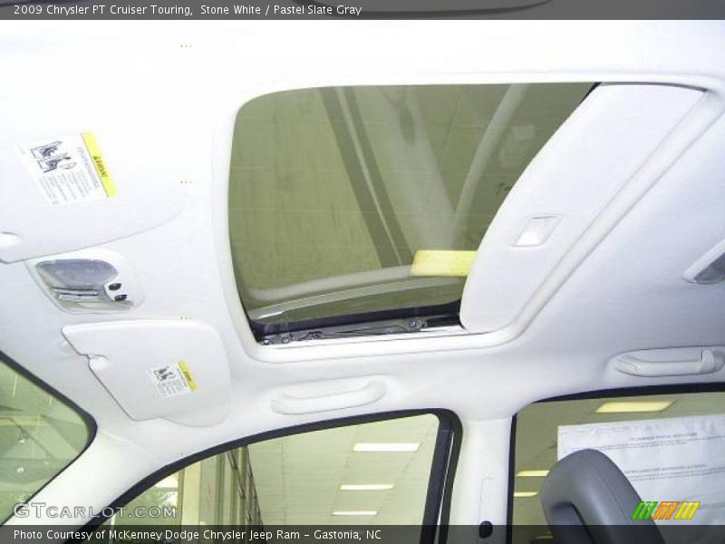 Stone White / Pastel Slate Gray 2009 Chrysler PT Cruiser Touring