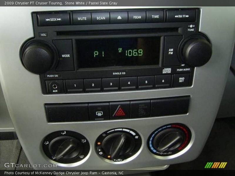 Stone White / Pastel Slate Gray 2009 Chrysler PT Cruiser Touring