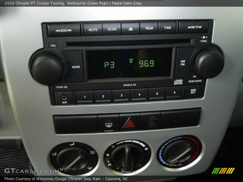 Melbourne Green Pearl / Pastel Slate Gray 2009 Chrysler PT Cruiser Touring
