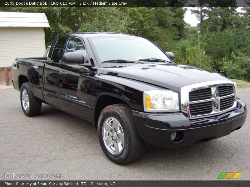 Black / Medium Slate Gray 2005 Dodge Dakota SLT Club Cab 4x4