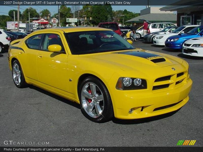 Detonator Yellow Clearcoat / Dark Slate Gray 2007 Dodge Charger SRT-8 Super Bee
