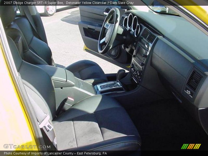 Detonator Yellow Clearcoat / Dark Slate Gray 2007 Dodge Charger SRT-8 Super Bee