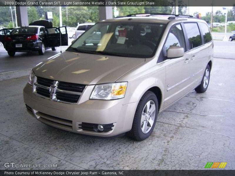 Light Sandstone Metallic / Dark Slate Gray/Light Shale 2009 Dodge Grand Caravan SXT