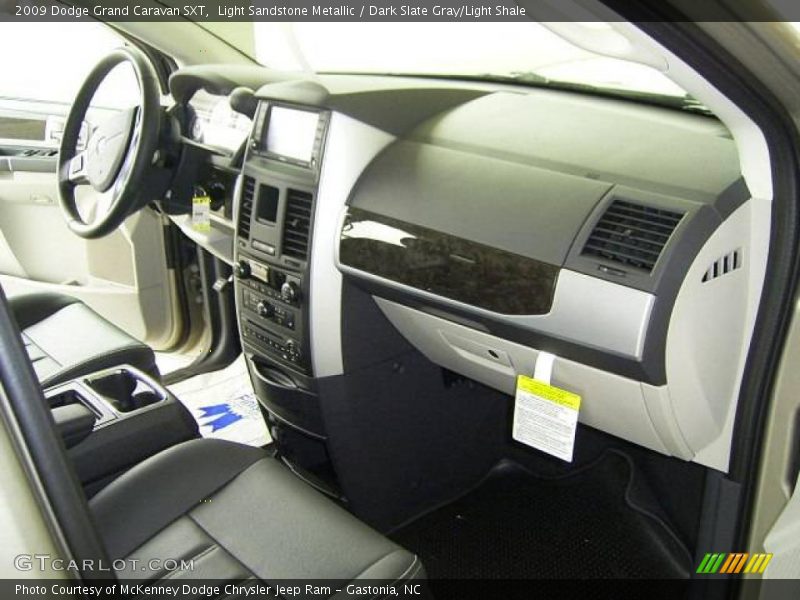 Light Sandstone Metallic / Dark Slate Gray/Light Shale 2009 Dodge Grand Caravan SXT