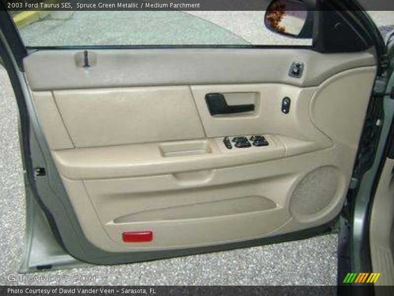 Spruce Green Metallic / Medium Parchment 2003 Ford Taurus SES