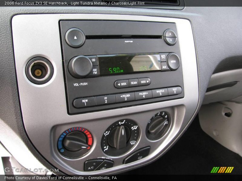 Light Tundra Metallic / Charcoal/Light Flint 2006 Ford Focus ZX3 SE Hatchback