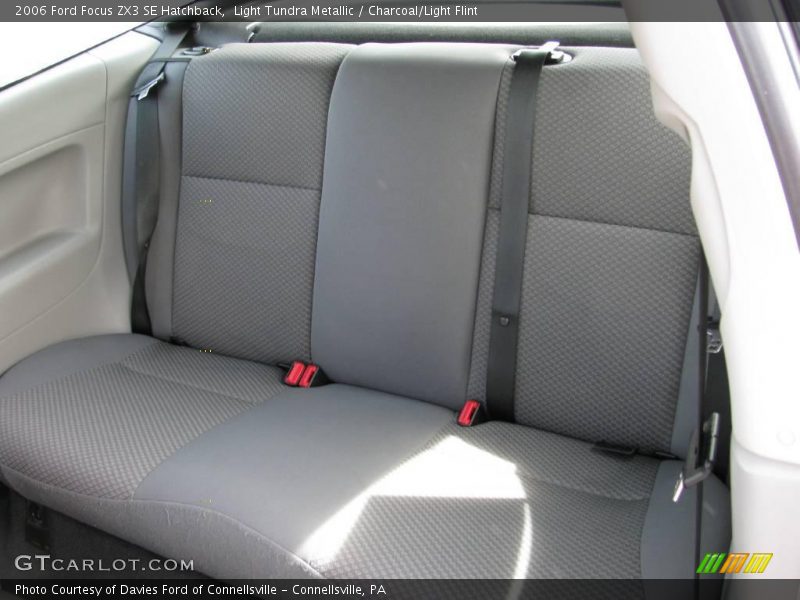Light Tundra Metallic / Charcoal/Light Flint 2006 Ford Focus ZX3 SE Hatchback