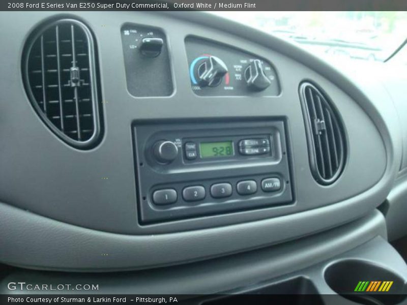 Oxford White / Medium Flint 2008 Ford E Series Van E250 Super Duty Commericial