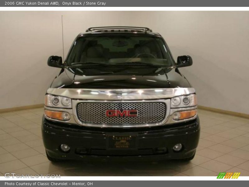 Onyx Black / Stone Gray 2006 GMC Yukon Denali AWD