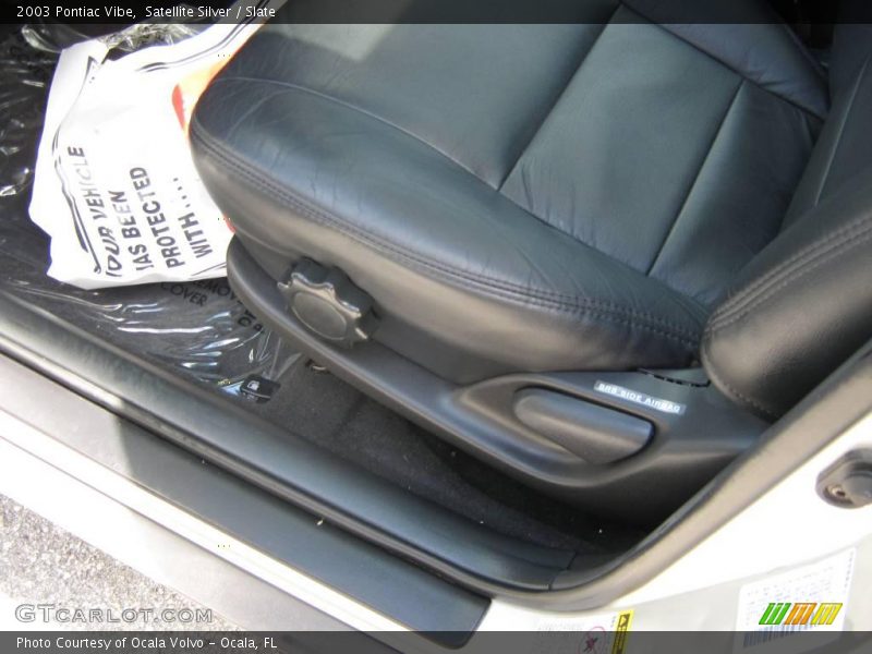 Satellite Silver / Slate 2003 Pontiac Vibe