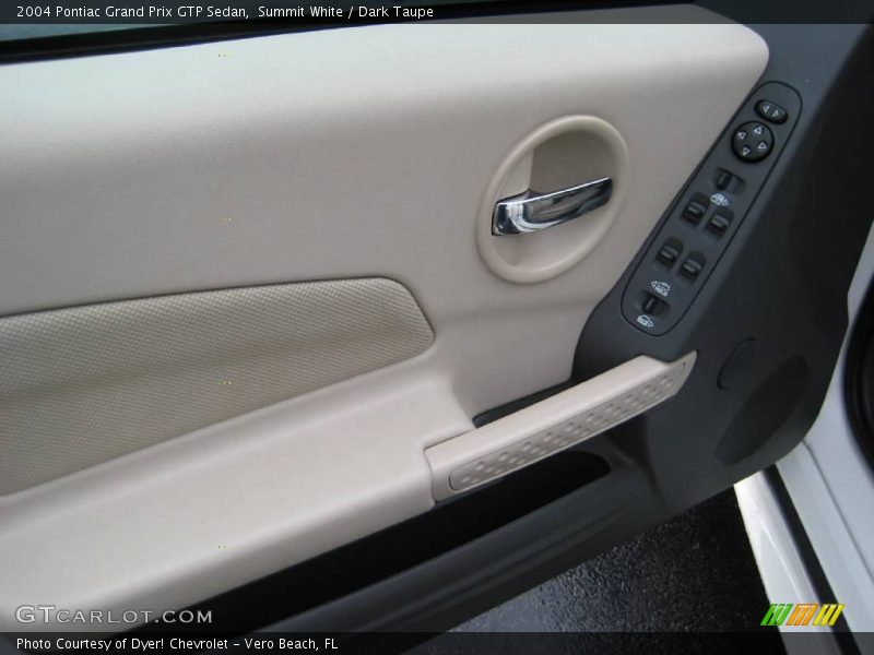 Summit White / Dark Taupe 2004 Pontiac Grand Prix GTP Sedan