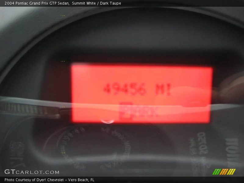 Summit White / Dark Taupe 2004 Pontiac Grand Prix GTP Sedan