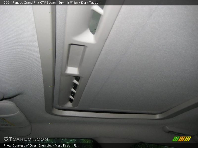 Summit White / Dark Taupe 2004 Pontiac Grand Prix GTP Sedan