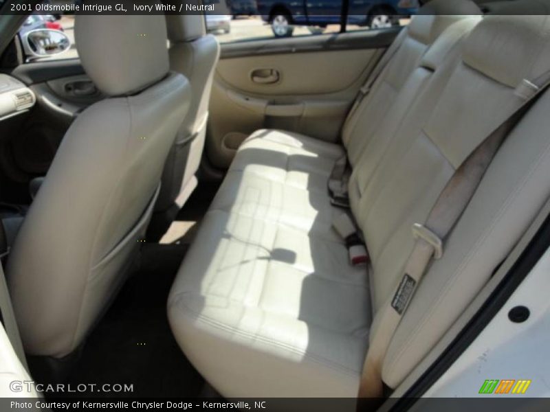Ivory White / Neutral 2001 Oldsmobile Intrigue GL