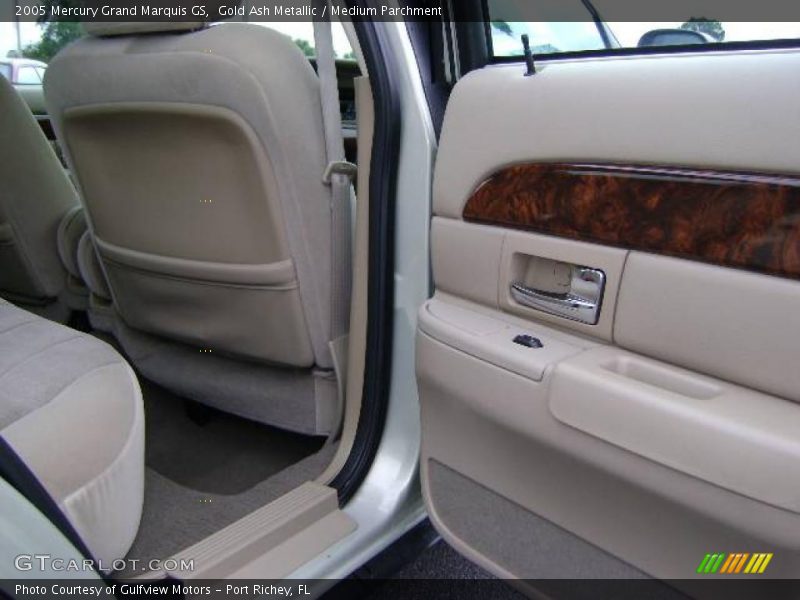 Gold Ash Metallic / Medium Parchment 2005 Mercury Grand Marquis GS