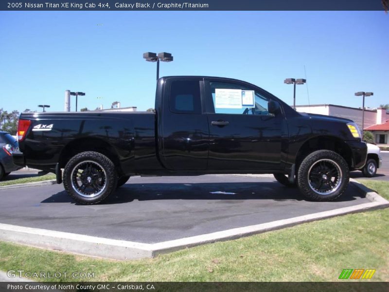Galaxy Black / Graphite/Titanium 2005 Nissan Titan XE King Cab 4x4