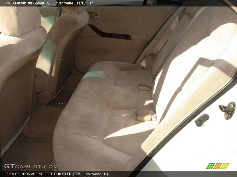 Dover White Pearl / Tan 2000 Mitsubishi Galant ES