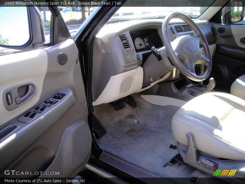 Solano Black Pearl / Tan 2003 Mitsubishi Montero Sport XLS 4x4