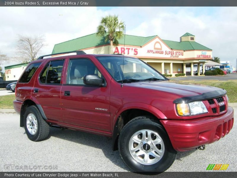 Excessive Red Mica / Gray 2004 Isuzu Rodeo S