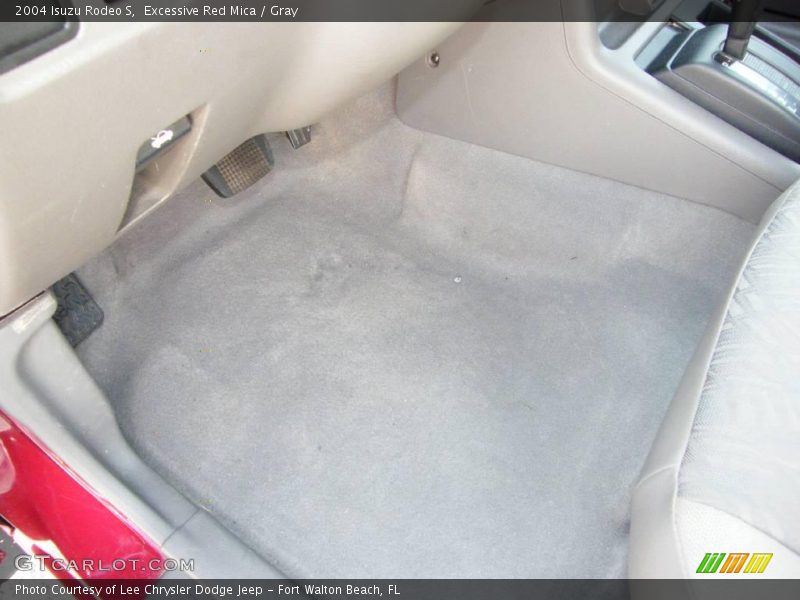 Excessive Red Mica / Gray 2004 Isuzu Rodeo S