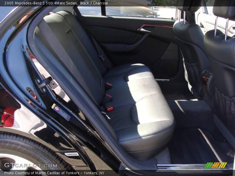 Black / Charcoal 2005 Mercedes-Benz S 500 4Matic Sedan